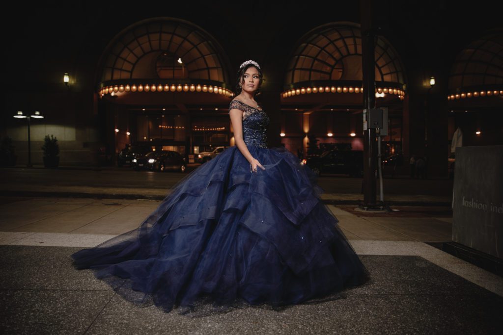 Quinceanera Photoshoot in Downtown Dallas